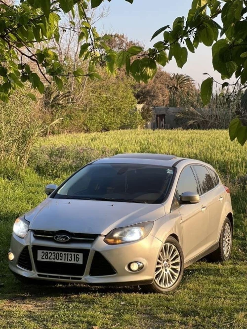 Ford Focus 4 portes 2013 Titanium