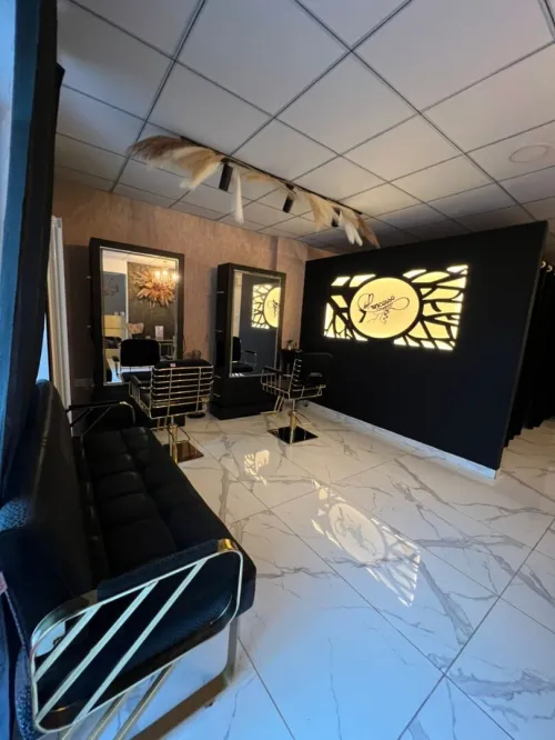locale en location avec le matériel en vente
