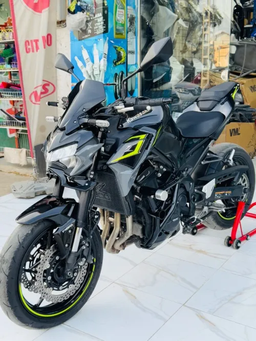 kawazaki z900 2024