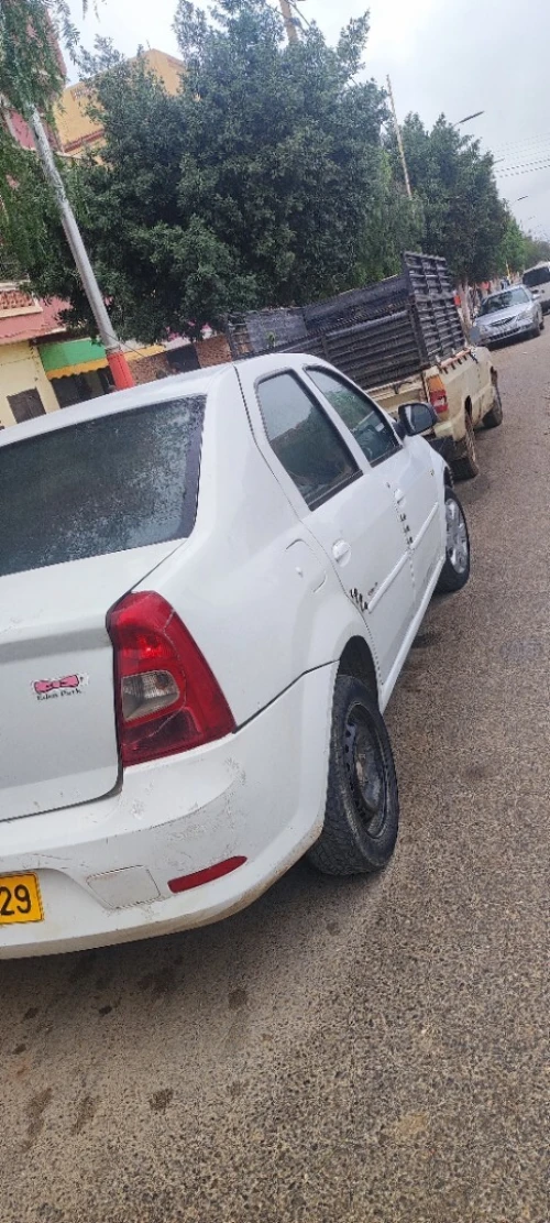 Dacia Logan 2012 8 GO