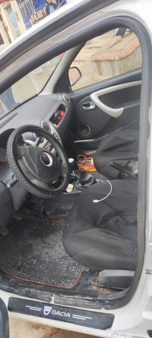 Dacia Logan 2012 8 GO