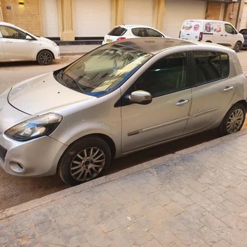 Renault Clio 3 2012 Night and Day