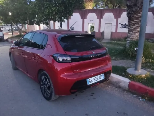 Peugeot 208 2023 Allure Pack