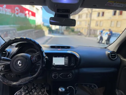 Renault Twingo 2023 Urban Night