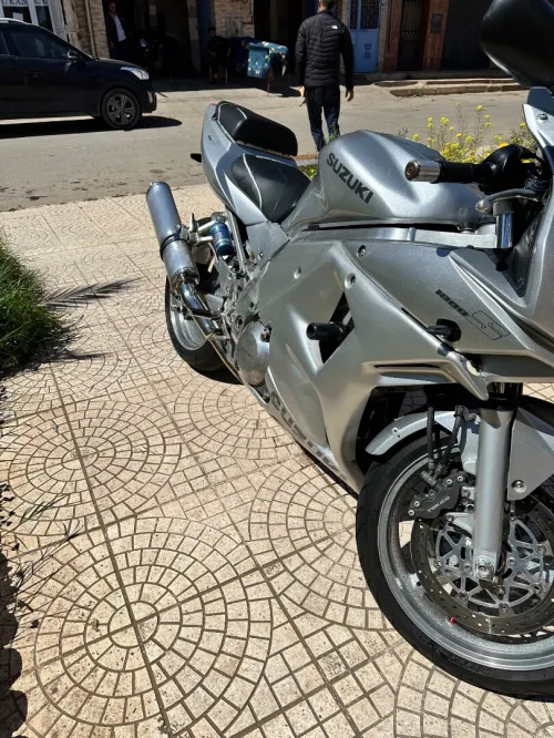 Suzuki Sv1000s américain 2000