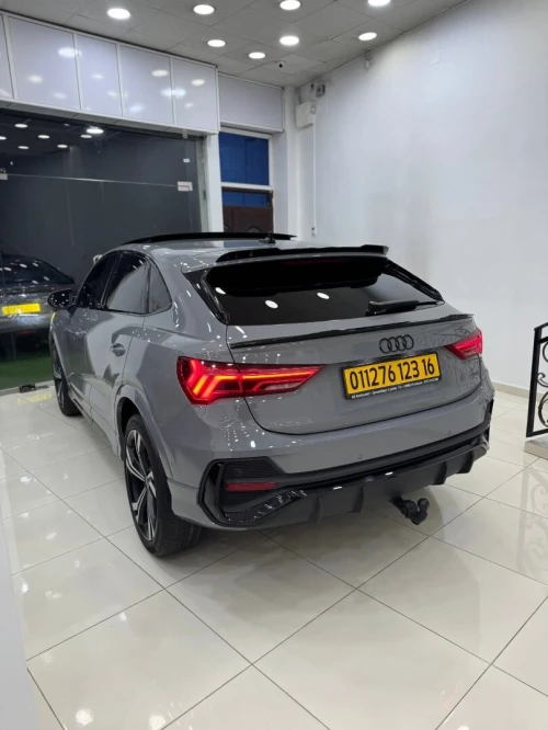 Audi Q3 2023 S-LINE INT EXT