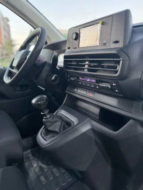 Peugeot Expert 2025 