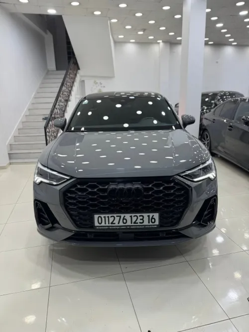 Audi Q3 2023 S-LINE INT EXT