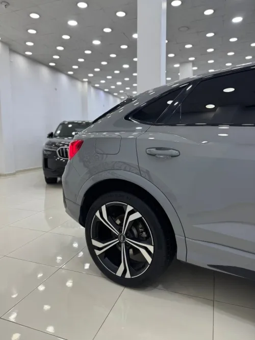 Audi Q3 2023 S-LINE INT EXT