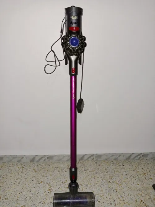 Aspirateur Dyson v7 Motorhead pro