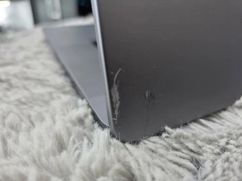 Macbook Pro M2 Max 64GB 1TB + 1TB Card SD 16pouce