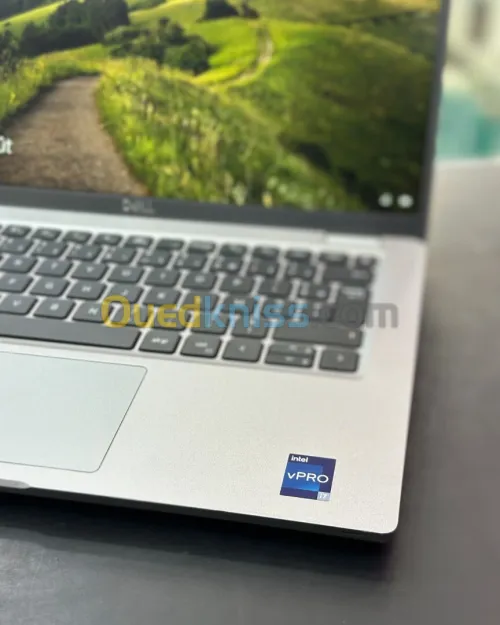 DELL PRECISION 3470 Intel Core i7-1270P Vpro cache 18 Mo, jusqu  4,80 GHz 16GB 512GB SSD 14 FULL HD+
