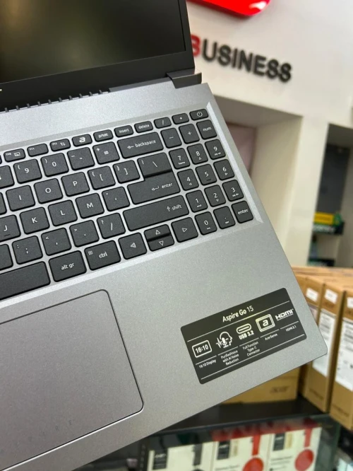 ACER ASPIRE GO 15  Intel Core i7-1355U 16GB RAM DDR5 512GB SSD 15 FULL HD Graphiques Intel Iris Xe