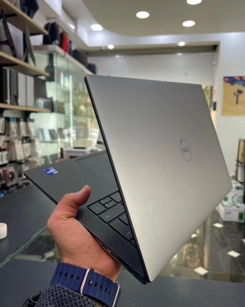 DELL PRECISION 5560 Intel Core i9-11950H 24 Mo, 32GB 512GB SSD 15.6 ULTRA HD+ 4K TACTILE RTX A2000 