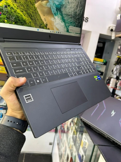 ACER SHADOW INTEL CORE I7-14650HX 16GB DDR5 512GB SSD ECRAN 16 QHD 165Hz NVIDIA RTX 4070 8GB