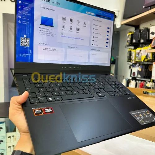 ASUS VIVOBOOK (S) M5506U AMD Ryzen 7 8845HS 5.1 GHz 16GB  1TB SSD 15.6 3K OLED 120Hz Radeon 780M  