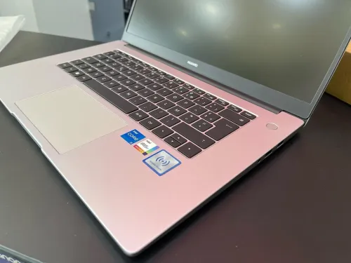 HUAWEI MATEBOOK D15 Intel Core i5-1135G7 8 Mo de cache, jusqu'à 4,20 GHz 08GB  256GB SSD 15" 