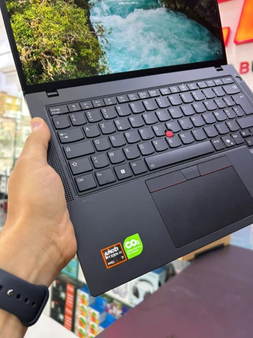 LENOVO THINKPAD T14 Gen 6 AMD Ryzen AI 7 PRO 350 w/ Radeon 860M 16MB Cash à 5.00GHz RAM 32GB DDR5 512GB SSD 14 FULL HD+ WUXGA TACTILE