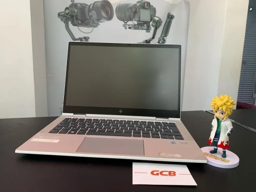 HP ELITEBOOK X360 830 G7 Intel Core i7-10610U 8 Mo de cache, jusqu'à 4,90 GHz 16GB 512GB SSD 13"