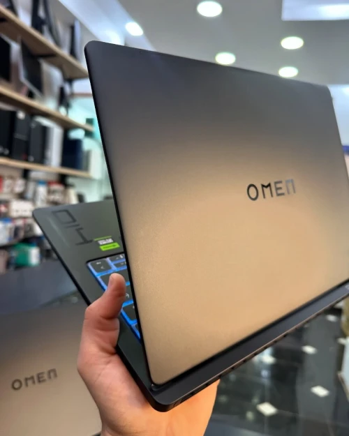 HP OMEN Transcend 14 Intel Core Ultra 9 185H , à 5,10 GHz 32GB 1TB SSD 14 2,8K OLED 120Hz RTX 4060 