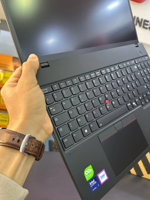 LENOVO THINKPAD T16 Gen3 Intel Core Ultra 7 155U, jusqu'à 4,80 GHz RAM 16GB 512GB SSD 16 FULL HD