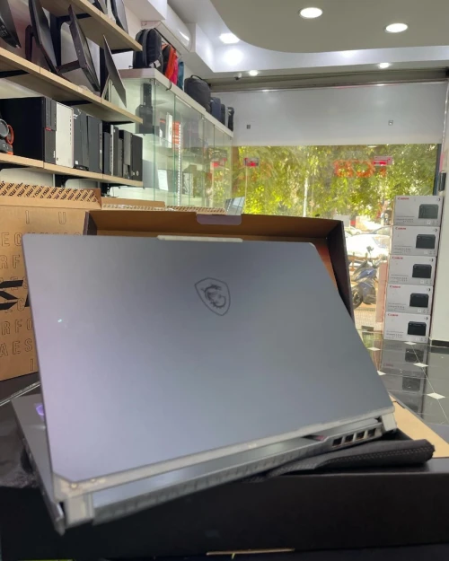 MSI CYBORG 15 A12VF Intel Core i7-12650H  16GB  512GB SSD 15.6" FULL HD 144Hz IPS Anti-Glare 4060 