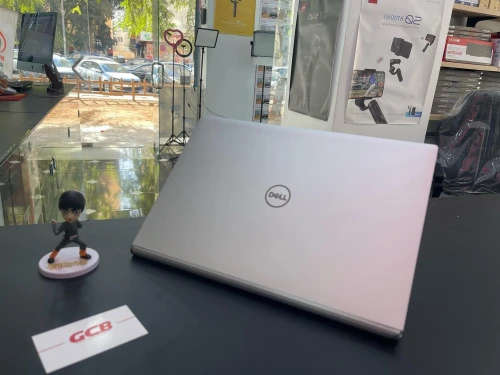 DELL INSPIRON 7400 Intel Core i7-1165G7 12 Mo de cache, 4,70 GHz 8GB 512GB SSD 14" NVIDIA MX350