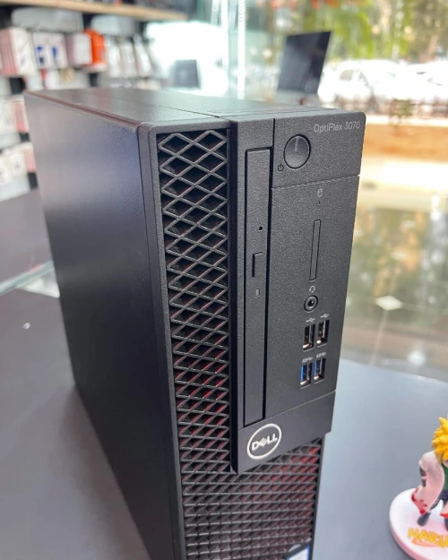 UC DELL OPTIPLEX 3070 Intel Core i5-9500 RAM 9 Mo de cache, jusqu'à 4,40 GHz 8GB DISQUE 256GB SSD 