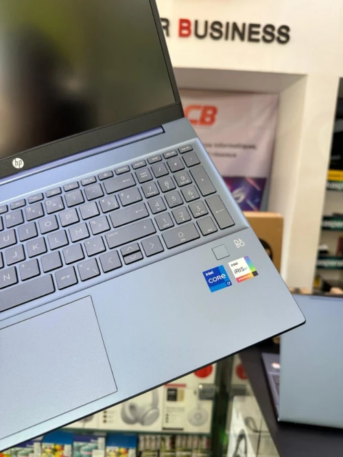 HP PAVILLION 15- Intel Core i7-1255U 12 Mo de cache, à 4,70 GHz RAM 16GB 1TB SSD 15.6" FULL HD 