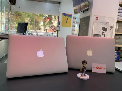 MACBOOK PRO RETINA 13" 2015 A1502 Intel Core i5-5257U 3 Mo de cache, jusqu'à 3,10 GHz 8GB 256 SSD