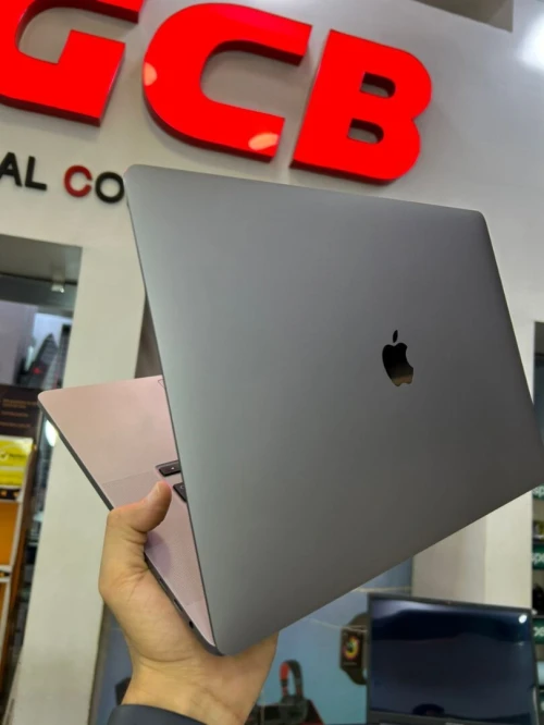 MACBOOK PRO 2019 TOUCHBAR A2141 EMC3347 2019 i9-9880H RAM 16GB 1TB SSD 16" AMD RADEON Pro 5500M
