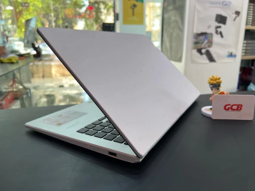 ASUS E510  Intel Pentium Silver N5030 4 Mo de cache, jusqu'à 3,10 GHz RAM 8GB DISQUE 256GB SSD 15"