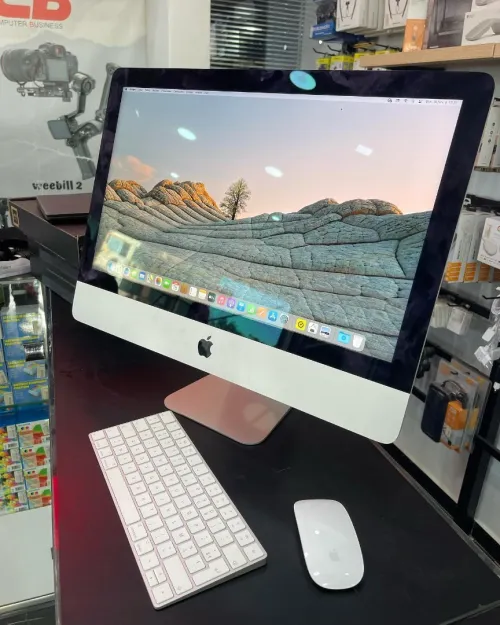 Apple iMac 19.2 2019 21,5 4K Intel Core i7-8700 12 Mo , 'à 4,60 GHz 16GB 512GB SSD 21.5" AMD Vega 20