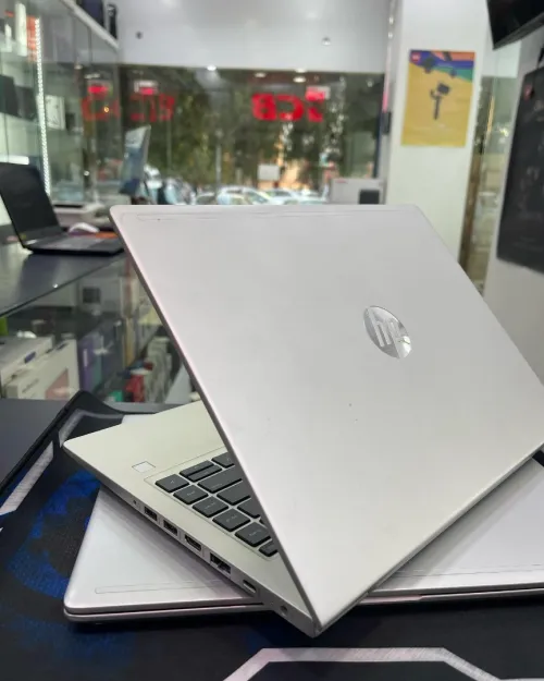 HP PROBOOK 445 G7 AMD Ryzen 5 4500 avec  Radeon Vega 8GB 256GB SSD 14" FULL HD