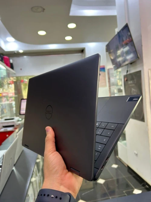 DELL LATITUDE 9450 2-IN-1 intel Core Ultra 7 165U RAM 32GB DDR5 512GB SSD ECRAN 14" Intel Graphics