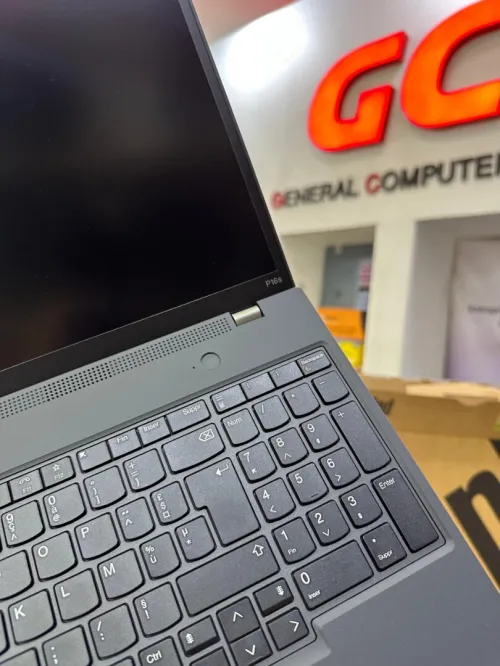 LENOVO THINKPAD P16s Gen2 Intel Core i7-1370P 24 Mo de cache, à 5,20 GHz 32GB 1TB SSD 16 WUXGA 