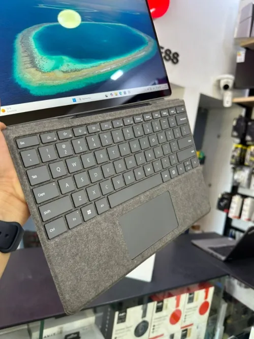 MICROSOFT SURFACE PRO 9 2038 Intel Core i7-1265U RAM 32GB 1TB SSD 12" 3K + STYLET Iris Xe éligibles