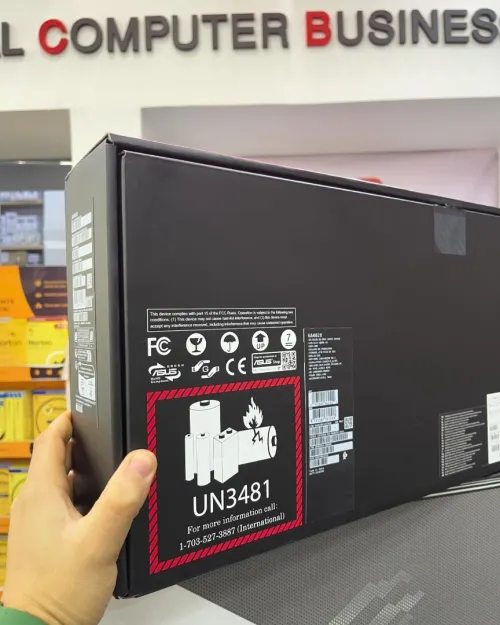 ASUS ROG ZEPHYRUS G14 GA402X  AMD Ryzen 9 7940HS  32GB 1TB SSD 14" QHD+ 165Hz RTX 4060 8GB GDDR6