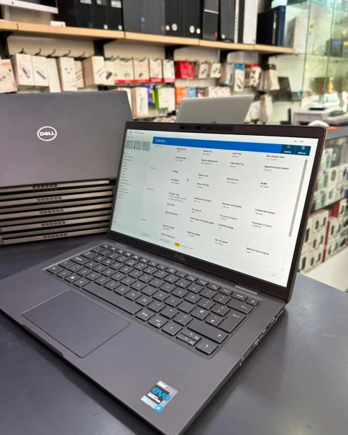 DELL LATITUDE 7320 Intel Core i7-1185G7 12 Mo , 4,80 GHz, avec IPU  16GB 256GB SSD 13 FULL HD  
