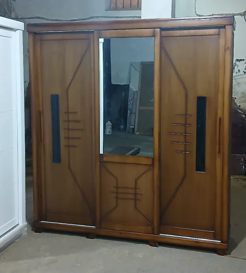 لي عندو بلاكار و تخص غرفة بدون خزانة  او خزانة  او غرفة كاملة او سرير وحدو بسعر خاص من الورشة مباشرة