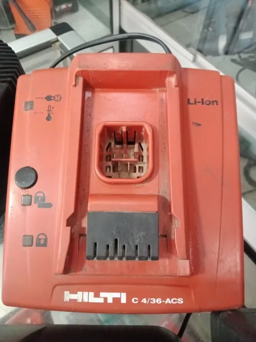 HILTI BOSCH MAKITA HITACHI CHARGEUR BATTERIE