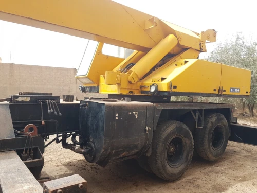 TADANO Lt300 30ton 1983