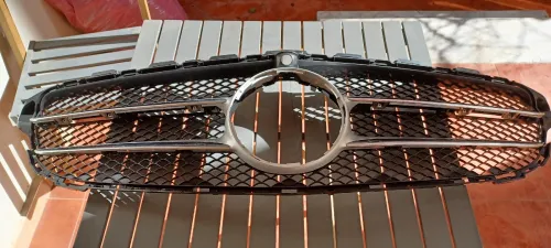 calandre Mercedes d'origine