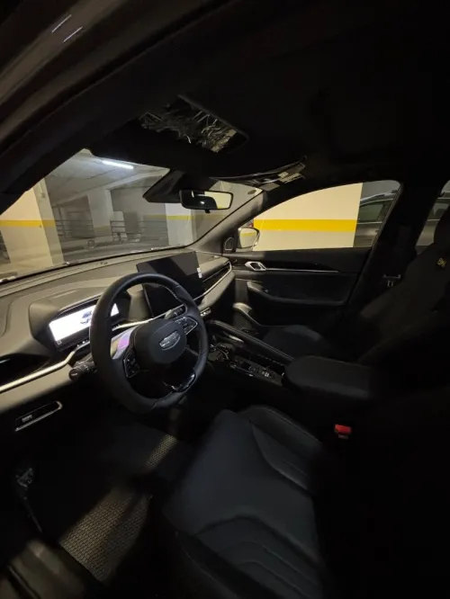 Geely Coolray 2026 La full option ( version internationale pas besoin de flash )