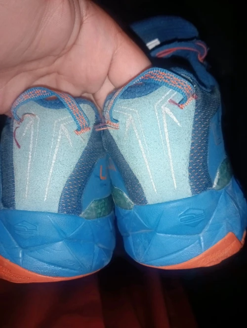 La sportiva akyra original