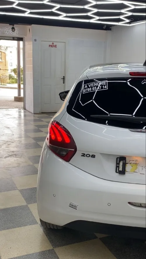 Peugeot 208 2018 GT Line