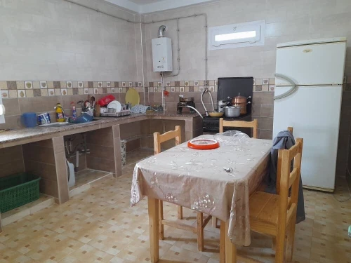 Location Appartement F3 Chlef Sidi abderrahmane