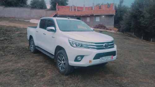 Toyota Hilux 2017 LEGEND DC 4x4 Pack Luxe