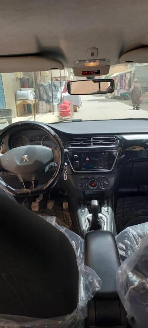Peugeot 301 2022 Allure