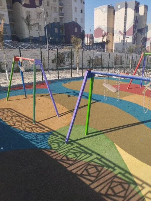 Revêtements Terrain de sport gomme synthétique acrylique epdm salle de sport 
